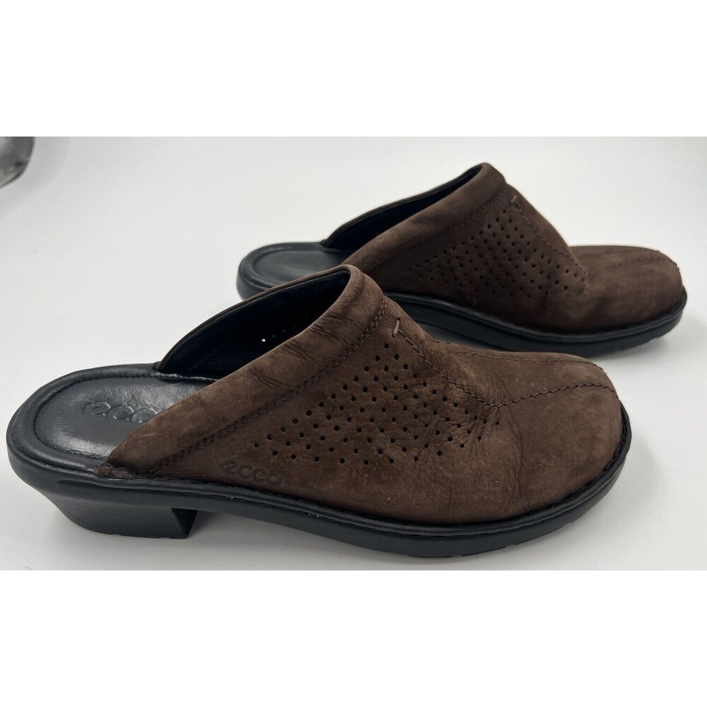 ECCO Women’s Brown Suede Slide On Mule Clog Shoes Size 40 9/9.5 US